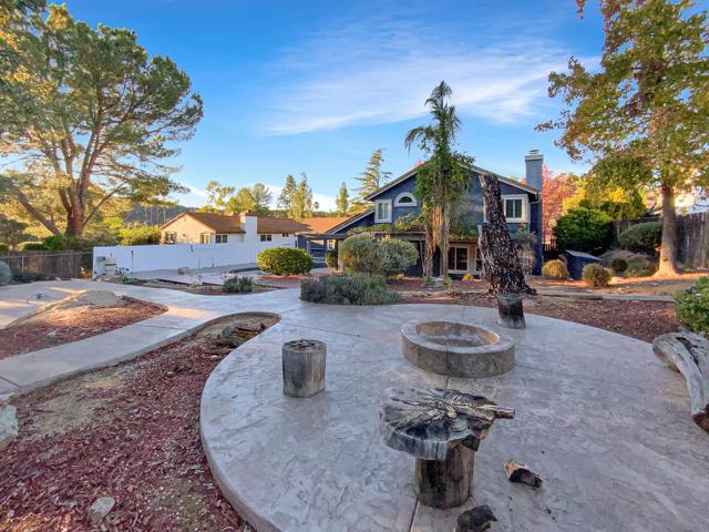 23459 Barona Mesa Rd, Ramona CA: https://media.crmls.org/mediaz/a60b5227-f76c-4fe0-aba3-3902b69eb175.jpg