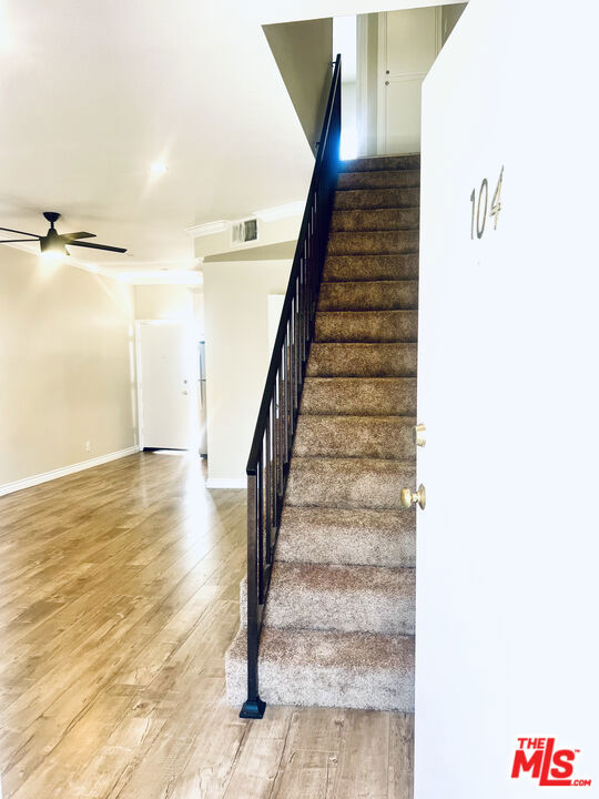 4349 CAHUENGA, Toluca Lake CA: https://media.crmls.org/mediaz/a60ba574-eda1-491c-aad1-776a8fdcdf70.jpg