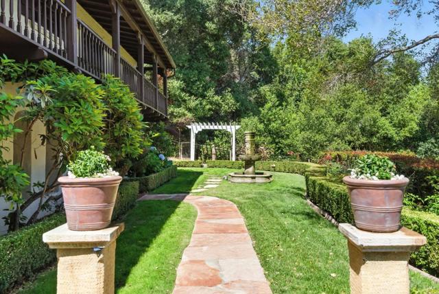 11510 Summit Wood Road, Los Altos Hills CA: https://media.crmls.org/mediaz/a60d1edb-9fc3-47ad-936a-91e6c3e6a7a3.jpg