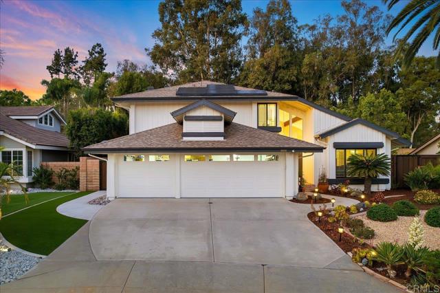 Detail Gallery Image 1 of 1 For 1820 Goldenrod Ln, Vista,  CA 92081 - 4 Beds | 3 Baths