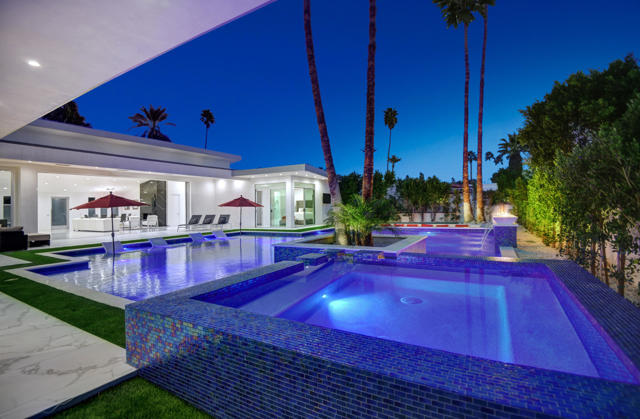 Details for 387 Valmonte Sur, Palm Springs, CA 92262