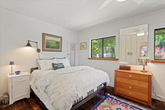 22196 Summit Road, Los Gatos CA: https://media.crmls.org/mediaz/a60e56f6-89cf-4f7e-baf5-3db8576265c8.jpg