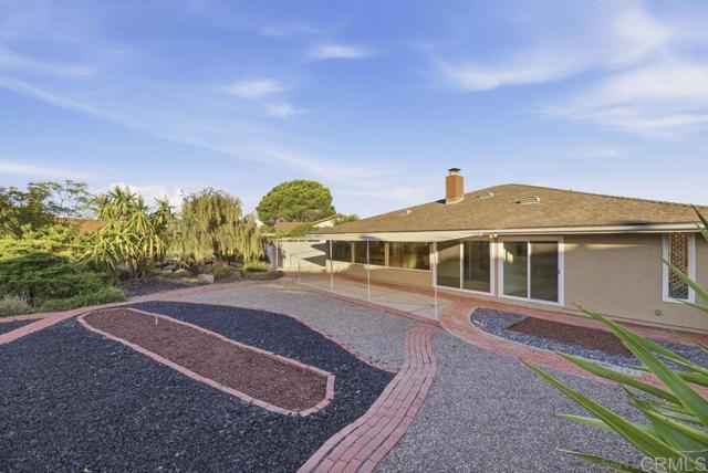 Detail Gallery Image 33 of 37 For 12209 Casero Pl, San Diego,  CA 92128 - 2 Beds | 2 Baths