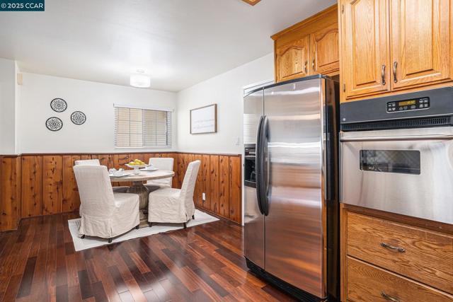 1543 Heartwood Dr, Concord CA: https://media.crmls.org/mediaz/a60ea319-9b64-4ec5-a3cc-a15cadb208c6.jpg