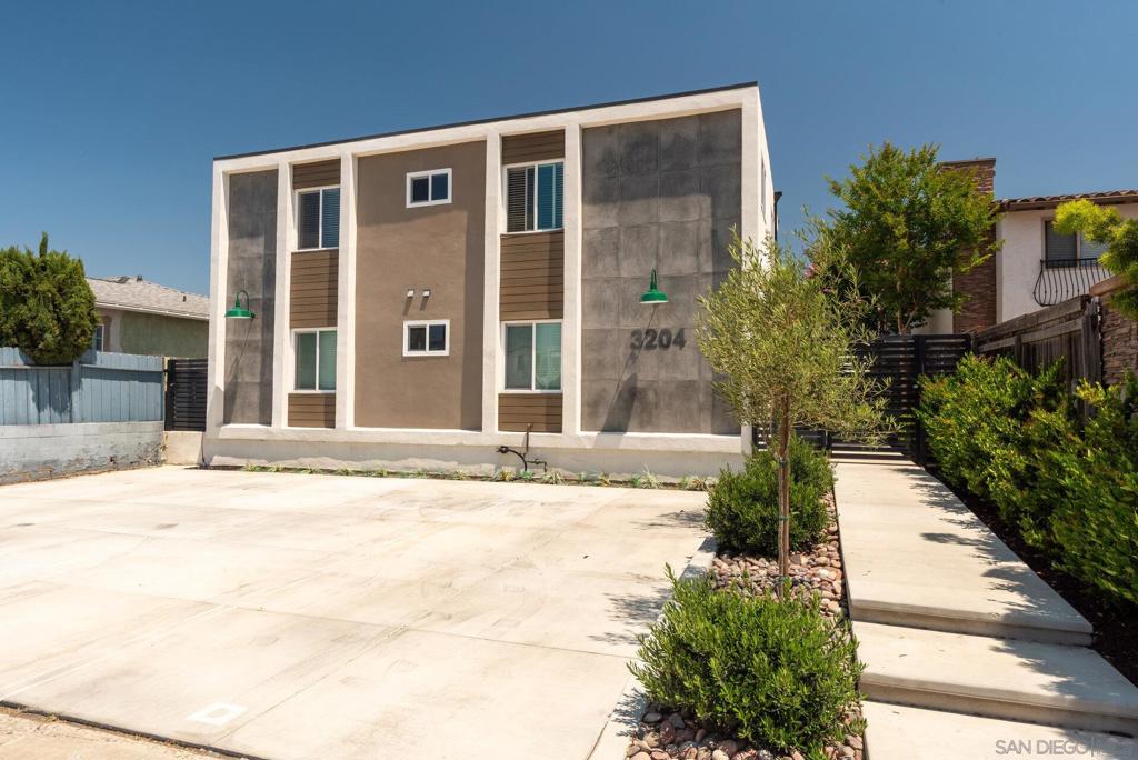 3204 Collier Ave. Unit 2