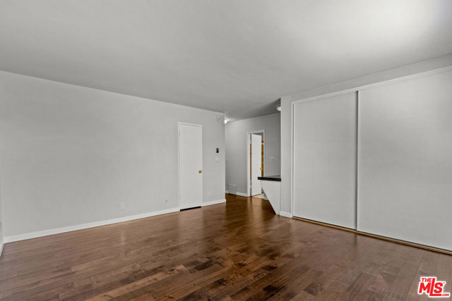 1342 HARVARD Street, Santa Monica CA: https://media.crmls.org/mediaz/a60f8397-cbb9-4a21-812f-79b93f6e66d7.jpg