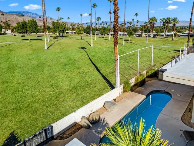 46205 Burroweed Lane, Palm Desert CA: https://media.crmls.org/mediaz/a60fde3a-de4a-4985-bedd-331bc2b08f0a.jpg