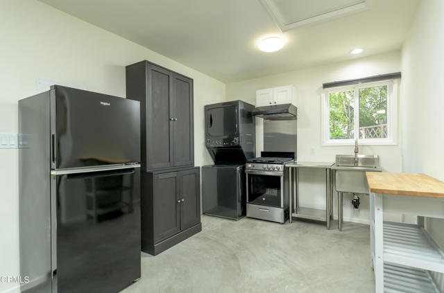 Detail Gallery Image 5 of 12 For 1221 a Fernside Dr, La Canada Flintridge,  CA 91011 - 0 Beds | 1 Baths