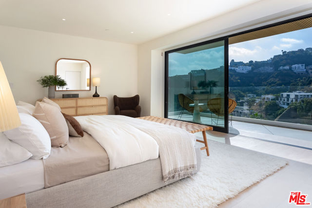 1943 Sunset Plaza Drive, Los Angeles CA: https://media.crmls.org/mediaz/a6118b13-ff05-466c-966a-1dec7f80b3aa.jpg