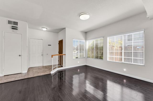4438 Calypso Terrace, Fremont CA: https://media.crmls.org/mediaz/a6124d81-0dac-438a-a8cb-970d40096483.jpg