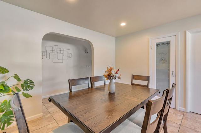 342 Swaps Drive, San Jose CA: https://media.crmls.org/mediaz/a6127824-bbc1-450b-85f4-75a031d27ba7.jpg