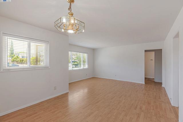 2056 Elm St, Livermore CA: https://media.crmls.org/mediaz/a612bc78-0a6b-4866-9dc5-7bb6a114ad92.jpg