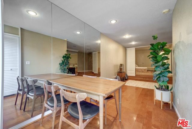 1355 North Sierra Bonita Avenue, 411 photo 7