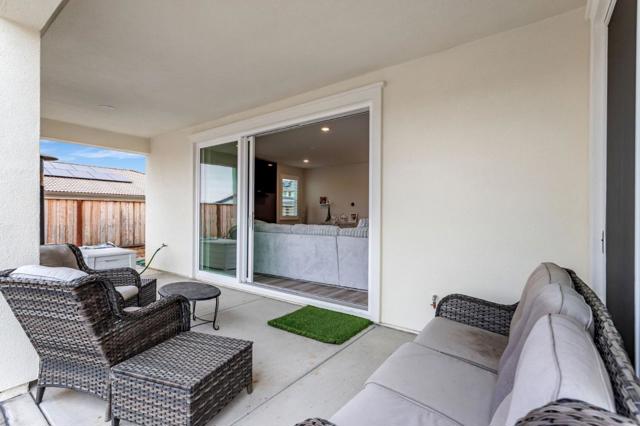 172 Vienna Way, Hollister CA: https://media.crmls.org/mediaz/a61395ee-df63-4972-8954-2342a7e66dad.jpg