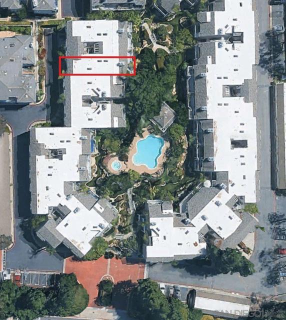 8585 Via Mallorca, La Jolla CA: https://media.crmls.org/mediaz/a613a0d1-d91f-4ac4-a49b-fae61ff1b0ce.jpg