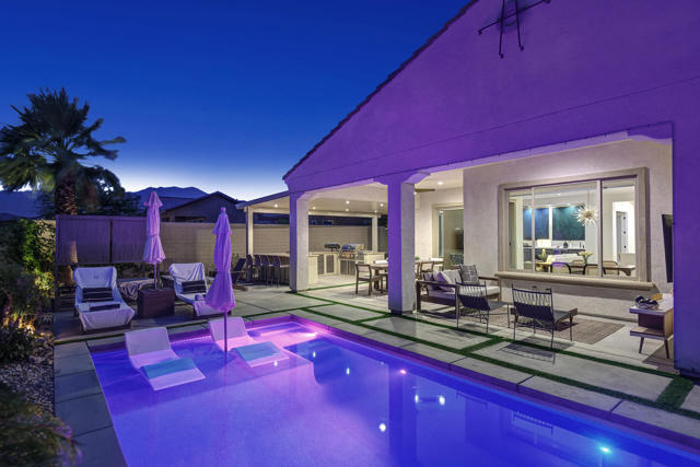33 Magnum, Rancho Mirage, CA 92270