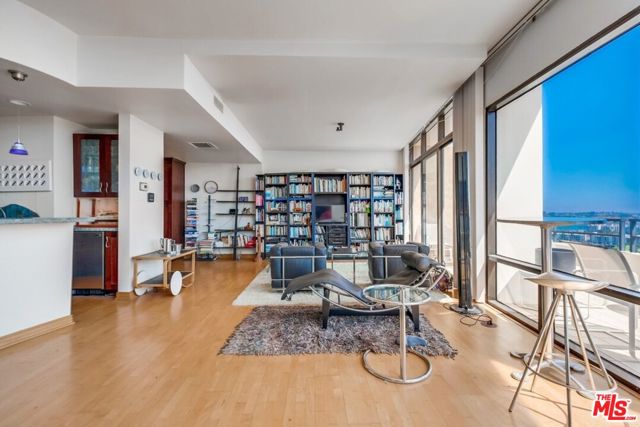 4314 Marina City, PH17 photo 16