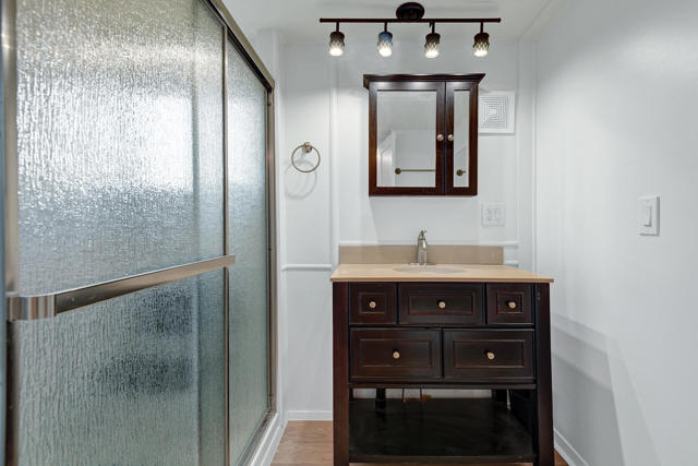 7 Sand Creek, Cathedral City CA: https://media.crmls.org/mediaz/a6154877-4bc7-428e-b8a8-ef1f88302ec9.jpg
