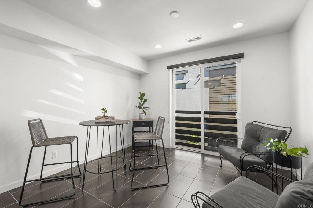 2563 State Street - photo 18