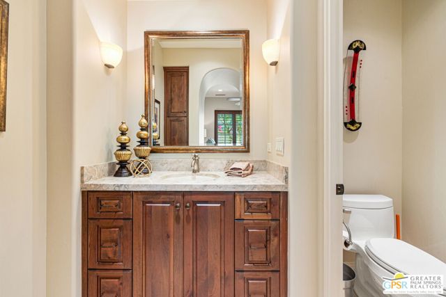 25 Santa Rosa Mountain Lane, Rancho Mirage, CA 92270