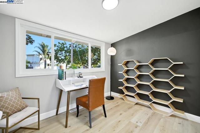 30456 Hoylake St, Hayward CA: https://media.crmls.org/mediaz/a6177019-c6d5-4cb1-a84f-cff3e540fb02.jpg
