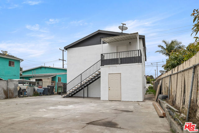 1346 E 83rd Street, Los Angeles CA: https://media.crmls.org/mediaz/a617a701-5a10-4585-a6c0-bb904f53b905.jpg