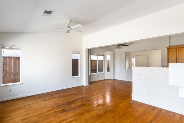 2320 Nature Court, Riverbank CA: https://media.crmls.org/mediaz/a617d345-dbb9-411f-9c0c-063da0555c05.jpg