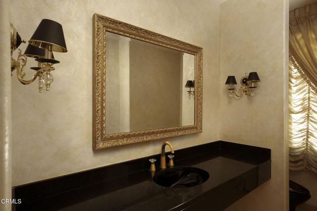 921 Chapea Road, Pasadena CA: https://media.crmls.org/mediaz/a6184178-8b7b-4902-9910-eef5adcd3b0c.jpg