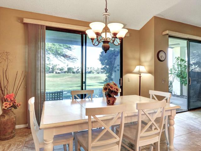 54671 Inverness Way, La Quinta CA: https://media.crmls.org/mediaz/a618c39f-333b-4c46-a334-58dab1fa6524.jpg
