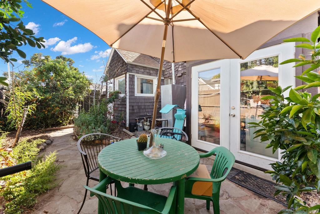 2327 Etiwanda Street - photo 16