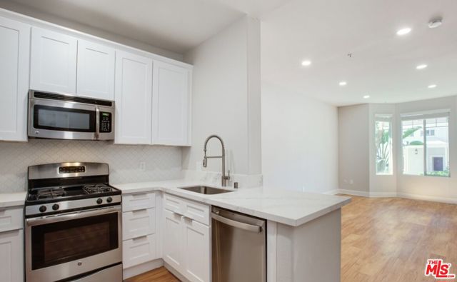5557 W 6th Street, Los Angeles CA: https://media.crmls.org/mediaz/a61af84f-2fe1-47ad-82cb-009bc702a20d.jpg