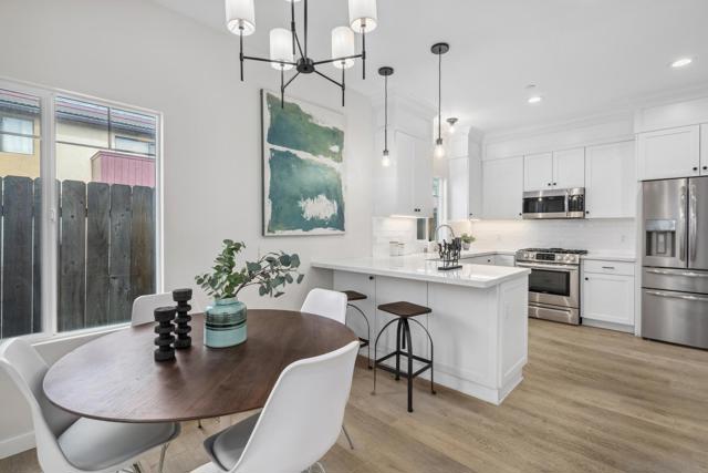 1343 Holly Ave, Imperial Beach CA: https://media.crmls.org/mediaz/a61b8036-6df2-42ed-8c91-e0d3f373eb52.jpg