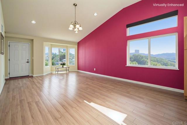 Detail Gallery Image 15 of 48 For 4499 Pebble Beach Dr, Oceanside,  CA 92057 - 4 Beds | 3 Baths