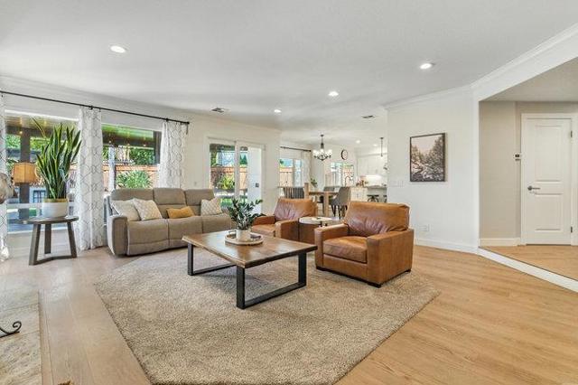 4252 Merlot Court, San Jose CA: https://media.crmls.org/mediaz/a61c33fb-9909-4d52-a5f1-b099ac907019.jpg