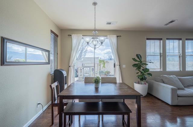271 Azalea Place, Soledad CA: https://media.crmls.org/mediaz/a61e2cb1-920c-4387-95d6-d73a6e02a802.jpg