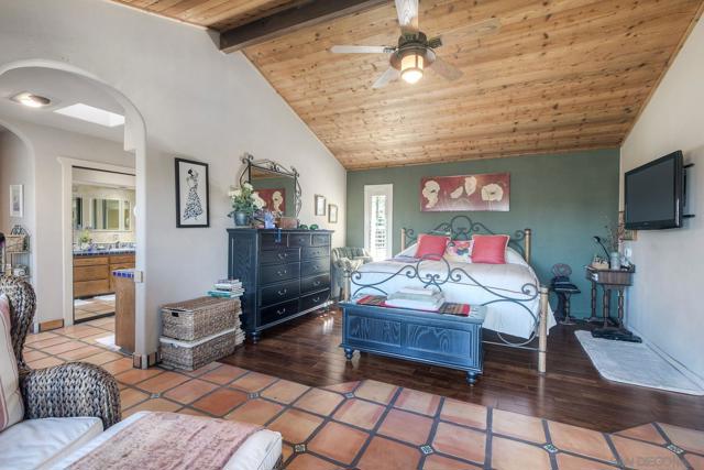 2848 Sunset Hills, Escondido CA: https://media.crmls.org/mediaz/a61e8aae-6149-49c1-9a91-2c95dc75647e.jpg