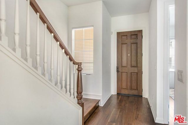 20659 W Beech Circle, Porter Ranch CA: https://media.crmls.org/mediaz/a61ee87b-cb5d-4e09-b8e6-e5c021db2796.jpg