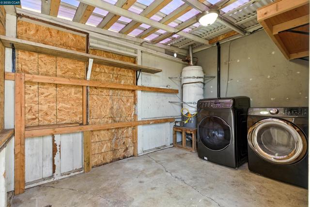 1015 Falcon Dr, Vallejo CA: https://media.crmls.org/mediaz/a61efce4-6973-489d-b3db-26c95f839189.jpg