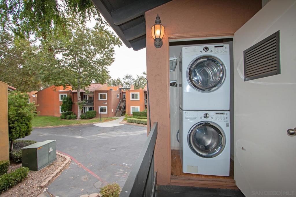 MLS #250039103SD image #27