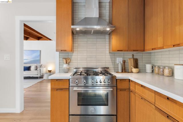 Image 19 of 60 For 260 Grizzly Peak Blvd