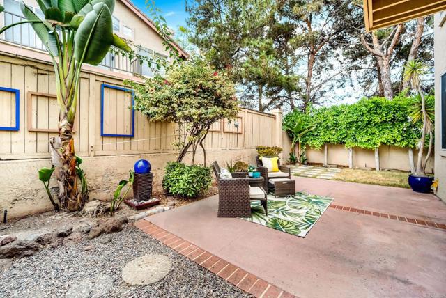 Image 34 of 40 For 970 Somerset Court F