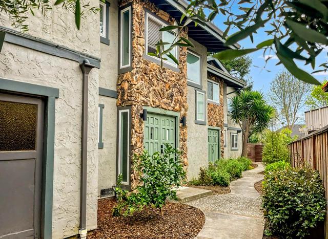 20902092 Penasquitas Drive, Aptos CA: https://media.crmls.org/mediaz/a6229780-dbe1-4ac4-ba52-f40a66bfbfbd.jpg