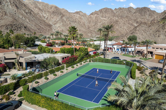 77175 Avenida Arteaga, La Quinta CA: https://media.crmls.org/mediaz/a623e073-dbc6-4aa4-a920-59fdb97ac01f.jpg