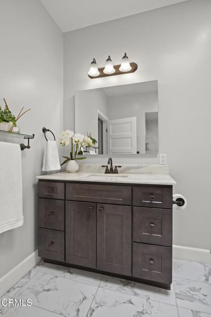 Detail Gallery Image 35 of 43 For 3236 Royal Oaks Dr #5,  Thousand Oaks,  CA 91362 - 3 Beds | 2/1 Baths