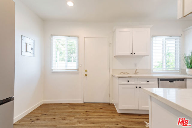 1812 West Glenoaks Boulevard, D photo 10