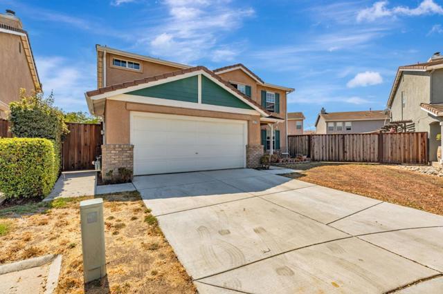 1770 Brentwood Court, Hollister CA: https://media.crmls.org/mediaz/a625dba6-c6ec-46c7-9ad1-59b24c0764ba.jpg