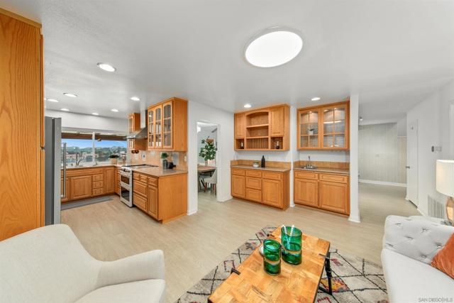 6667 Edmonton Ave, San Diego CA: https://media.crmls.org/mediaz/a626bb21-00a6-49b1-99ad-d73d6b70bf02.jpg