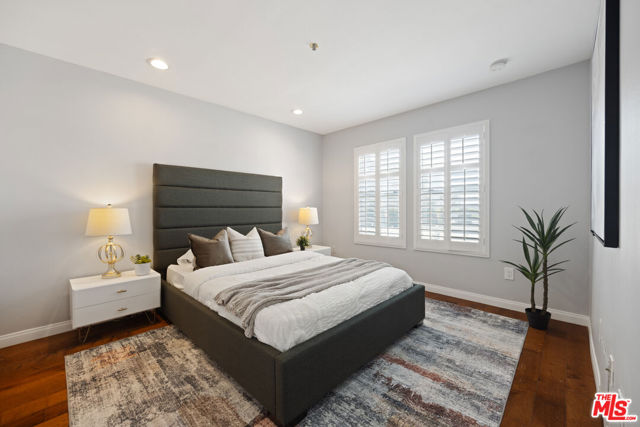 Drew Fenton | 12011 Goshen Avenue Los Angeles CA | MLS: 7095692
