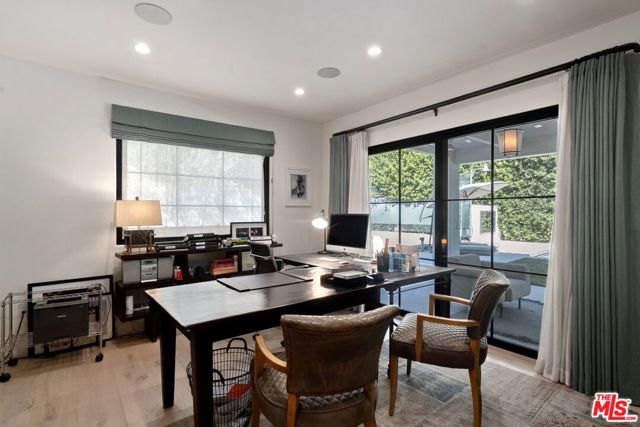 7651 Willow Glen Road, Los Angeles CA: https://media.crmls.org/mediaz/a626f270-02c9-447a-8915-7e6a2663dadb.jpg