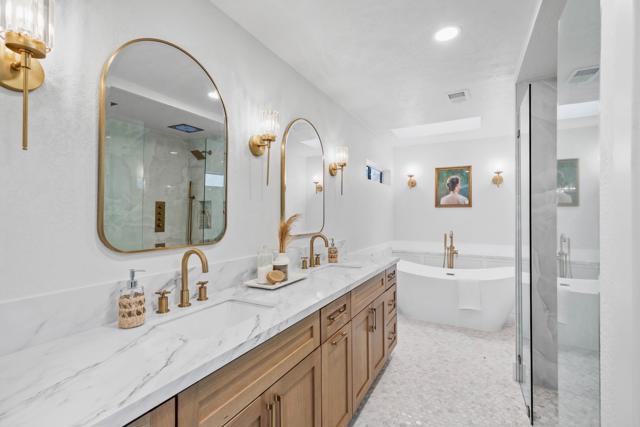2247 Wales Dr., Cardiff by the Sea CA: https://media.crmls.org/mediaz/a627642a-d6dc-49a3-a0a1-d9a3f76fb138.jpg